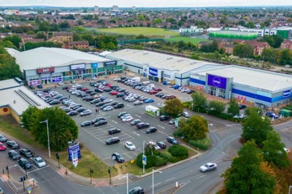 DTZ Investors purchased Goodmayes Retail Park in London (GB)